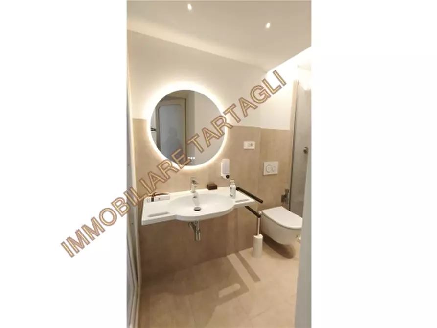 Immagine 8 di Appartamento in affitto  a Firenze