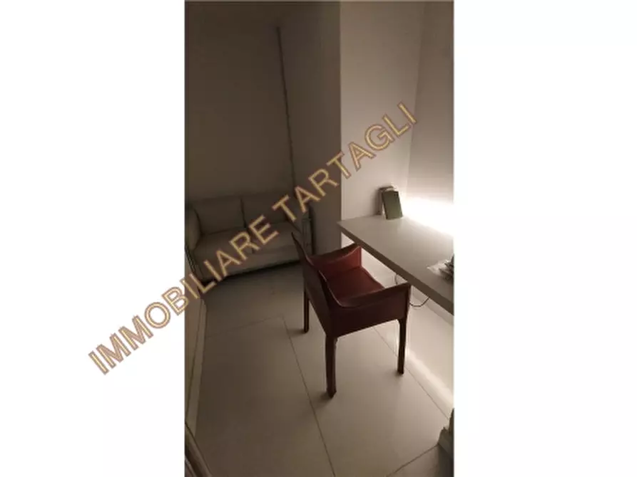 Immagine 12 di Appartamento in affitto  a Firenze