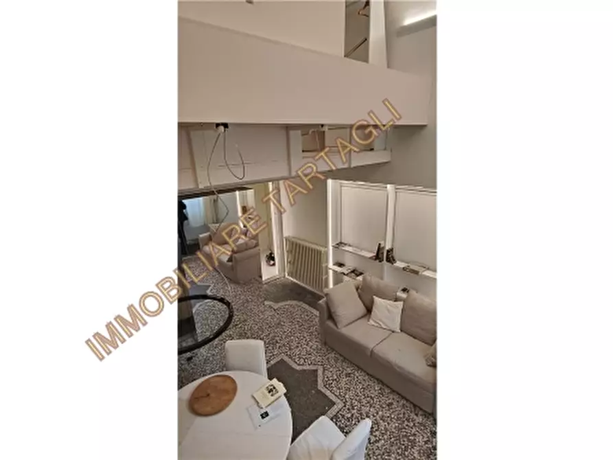 Immagine 16 di Appartamento in affitto  a Firenze