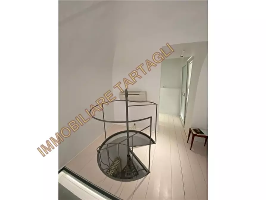 Immagine 10 di Appartamento in affitto  a Firenze