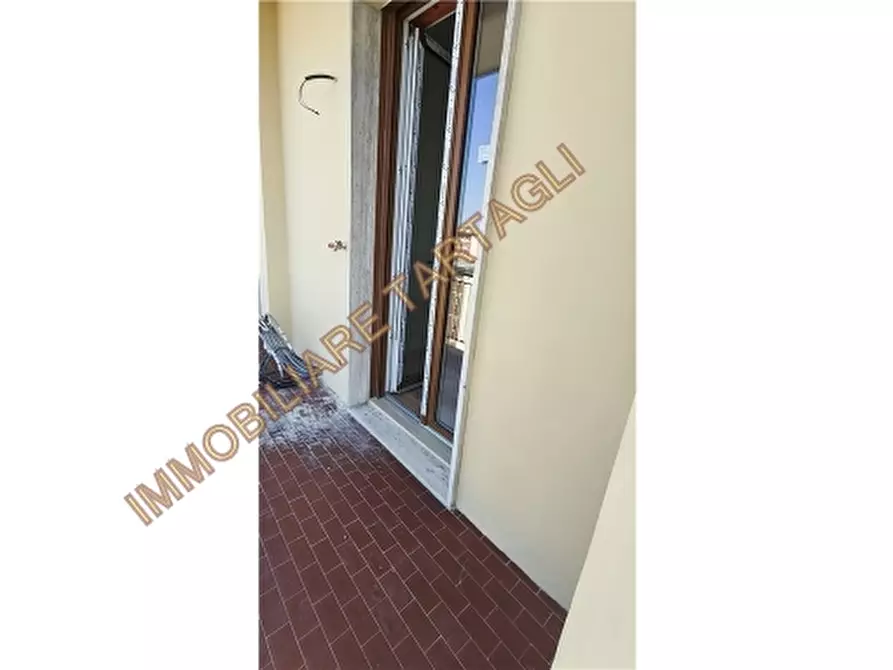 Immagine 18 di Appartamento in vendita  a Firenze