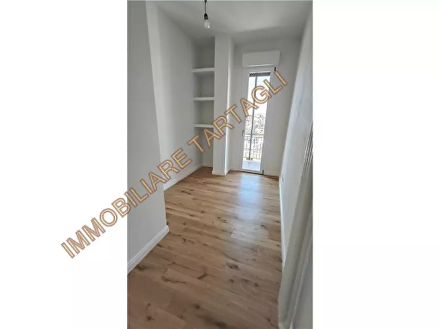 Immagine 5 di Appartamento in vendita  a Firenze