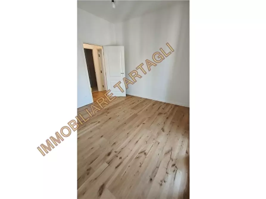 Immagine 8 di Appartamento in vendita  a Firenze