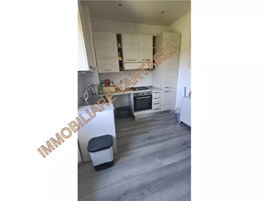 Immagine 3 di Appartamento in vendita  a Firenze