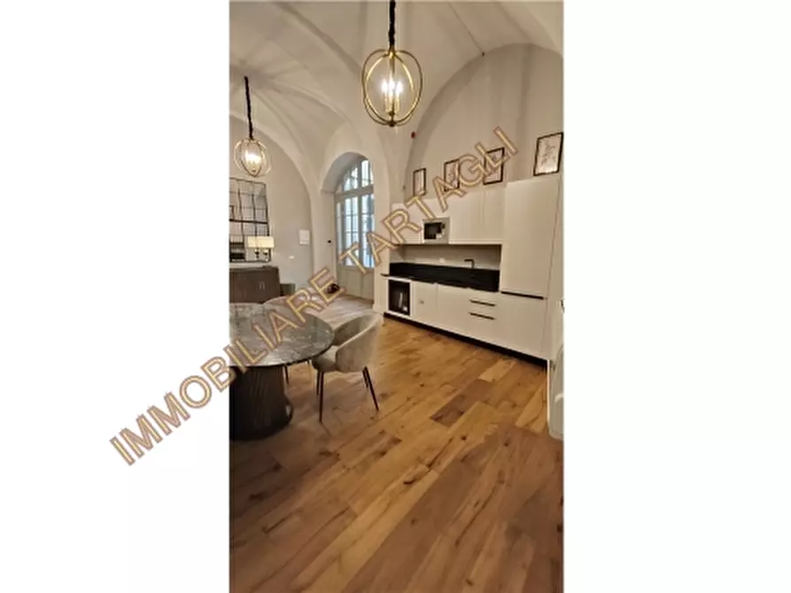 Immagine 1 di Appartamento in vendita  a Firenze