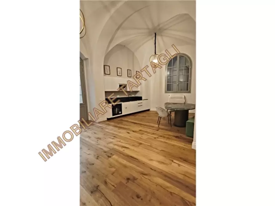 Immagine 4 di Appartamento in vendita  a Firenze