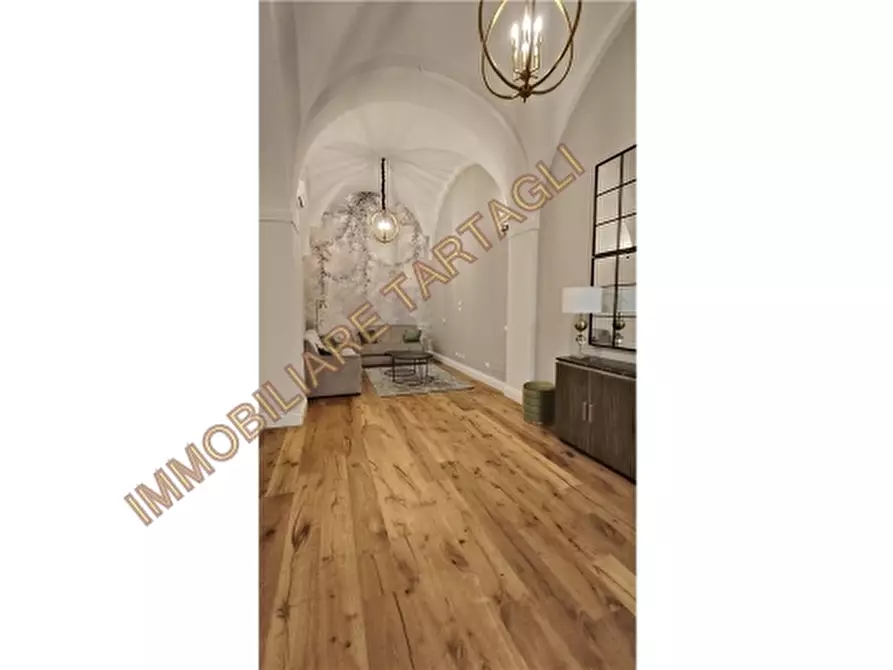 Immagine 5 di Appartamento in vendita  a Firenze