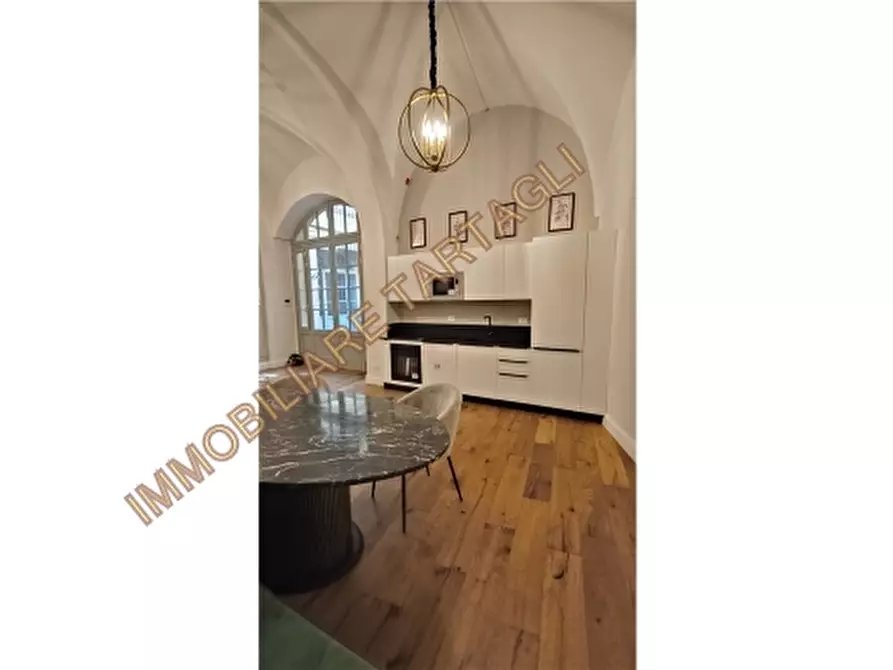 Immagine 8 di Appartamento in vendita  a Firenze