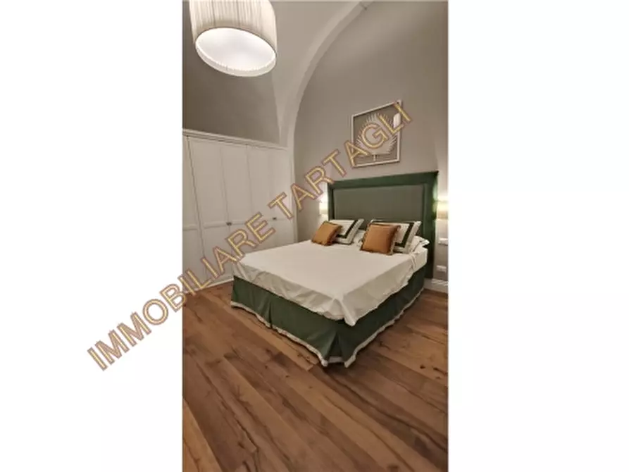 Immagine 9 di Appartamento in vendita  a Firenze