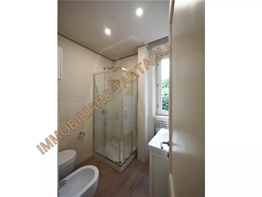 Immagine 11 di Appartamento in affitto  a Firenze