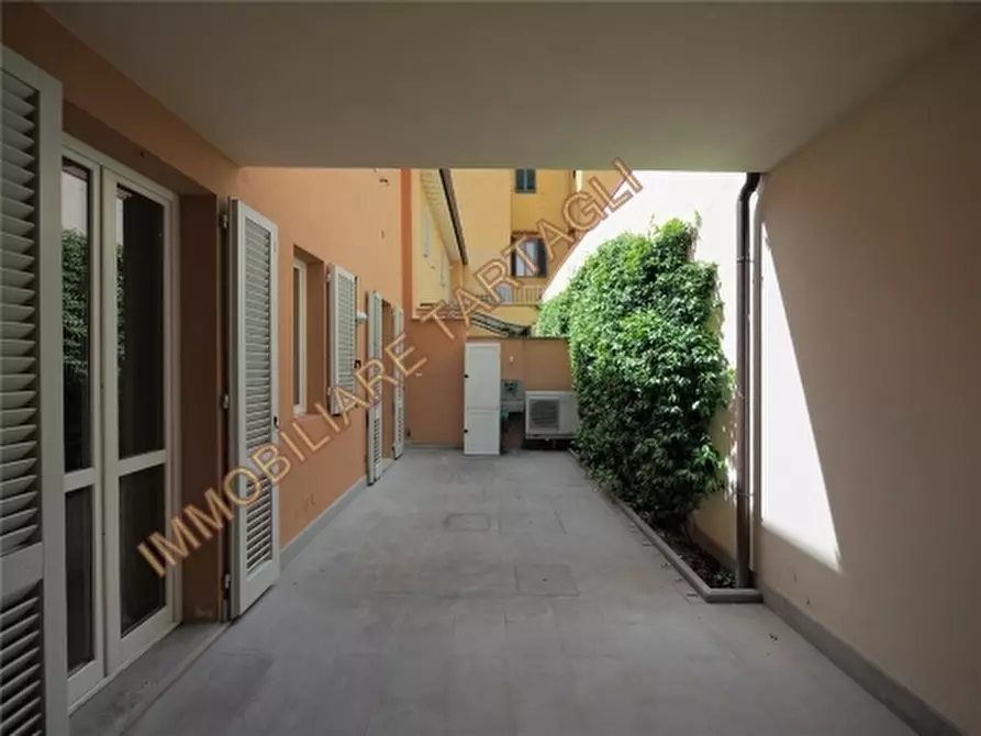 Immagine 12 di Appartamento in affitto  a Firenze