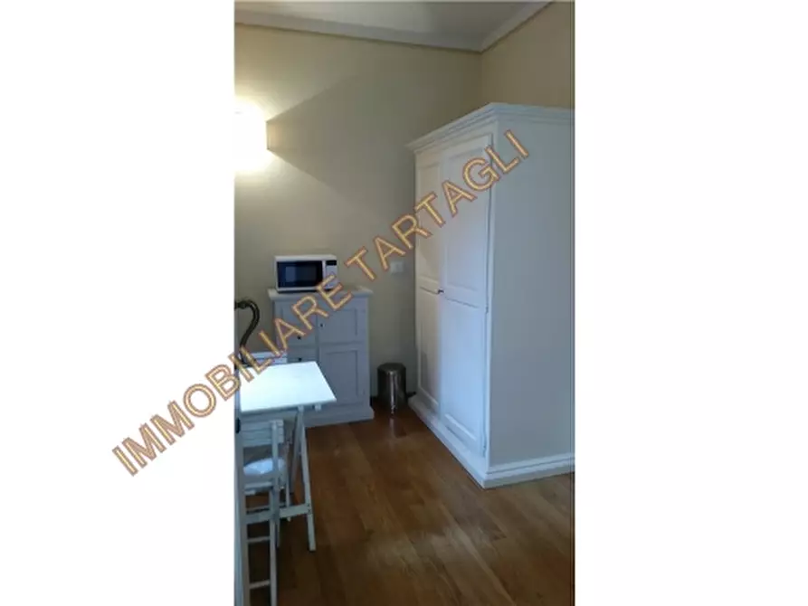 Immagine 2 di Appartamento in affitto  a Firenze