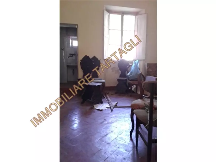 Immagine 5 di Villa in vendita  a Firenze