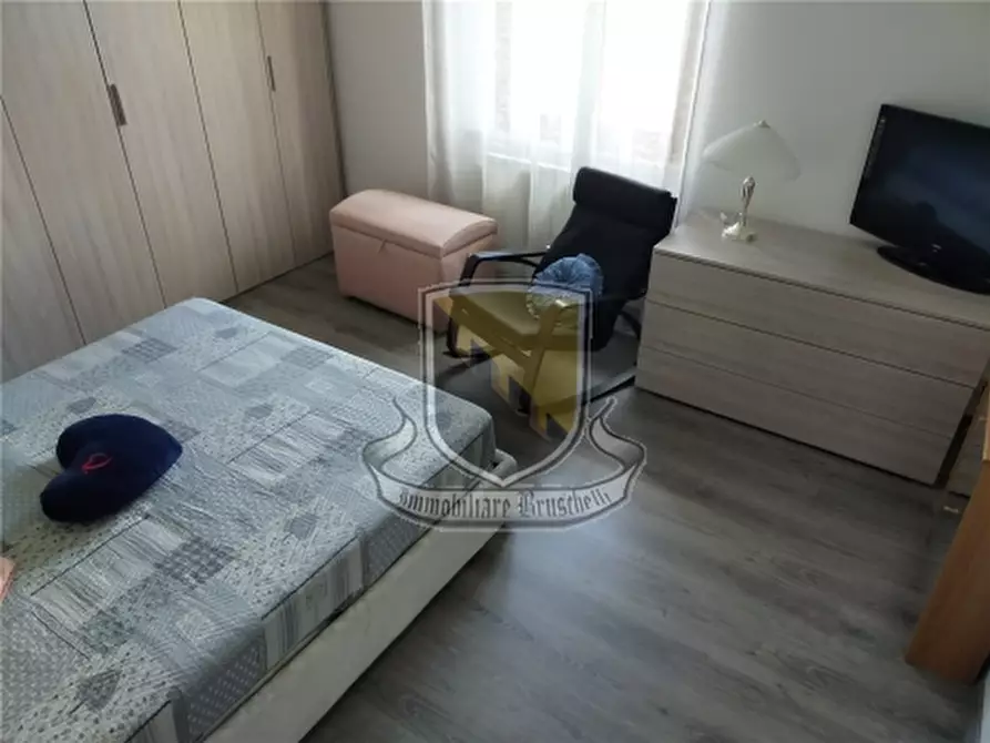 Immagine 4 di Appartamento in vendita  a Monticiano