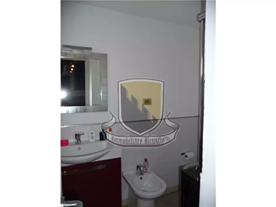Immagine 11 di Appartamento in vendita  a Sovicille