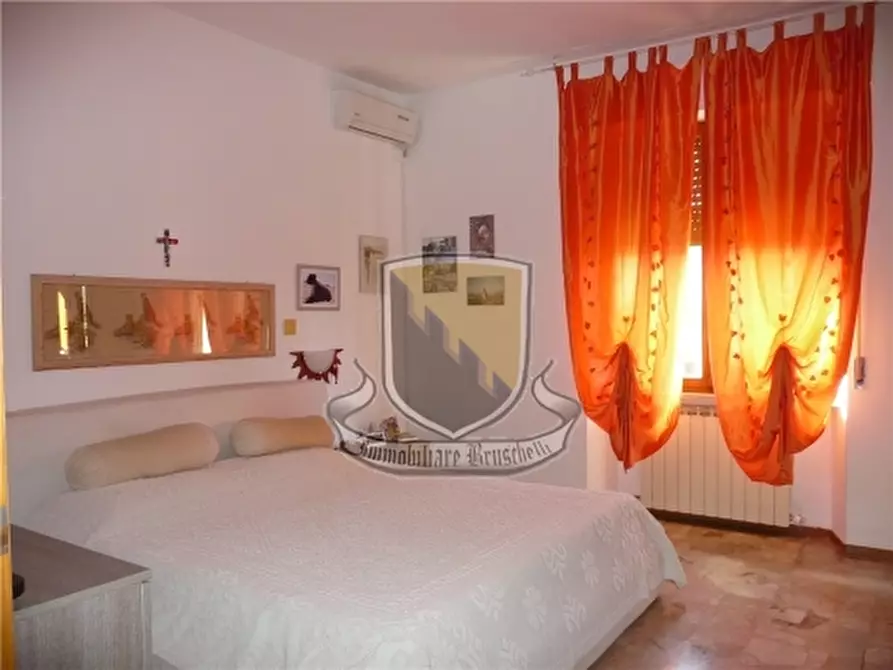 Immagine 23 di Appartamento in vendita  a Monteroni D'arbia