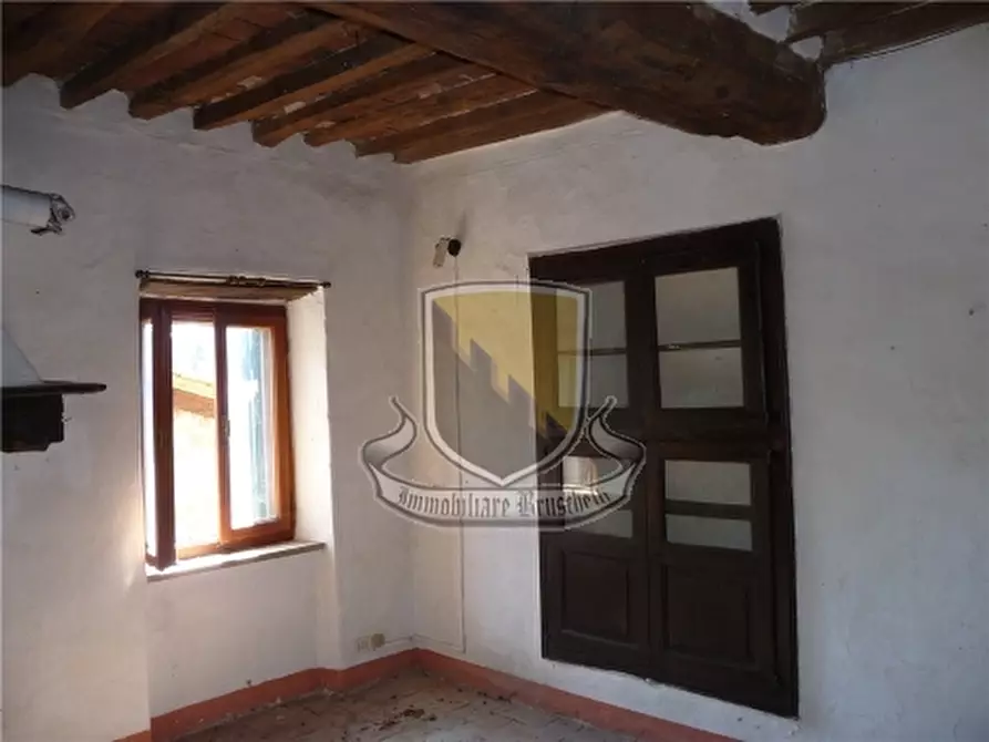 Immagine 6 di Appartamento in vendita  a Monticiano