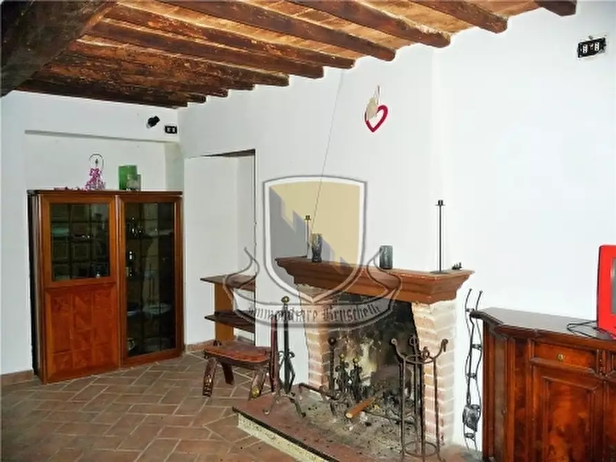 Immagine 1 di Appartamento in vendita  a Murlo
