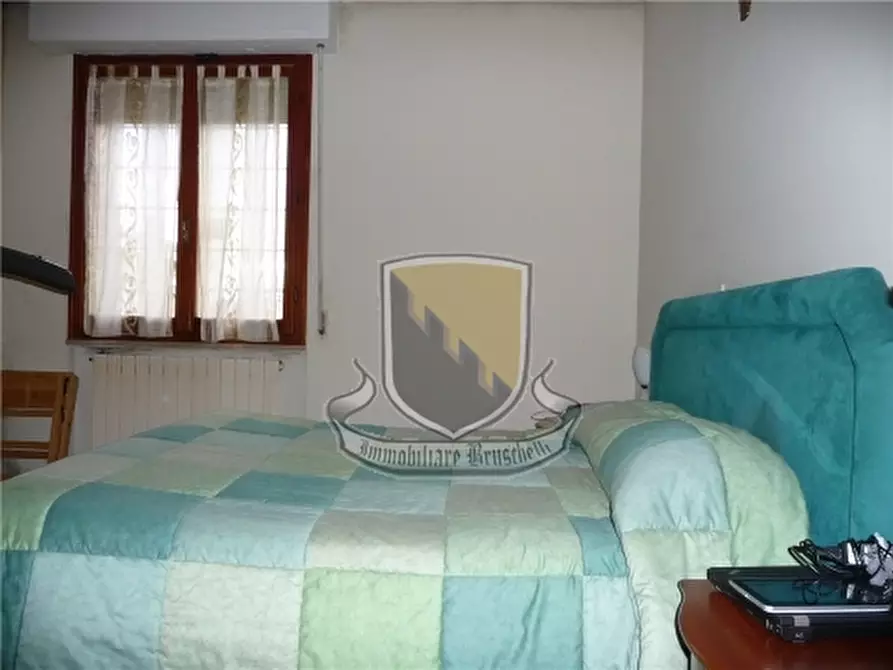 Immagine 9 di Appartamento in vendita  a Sovicille