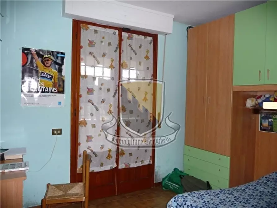 Immagine 10 di Appartamento in vendita  a Sovicille