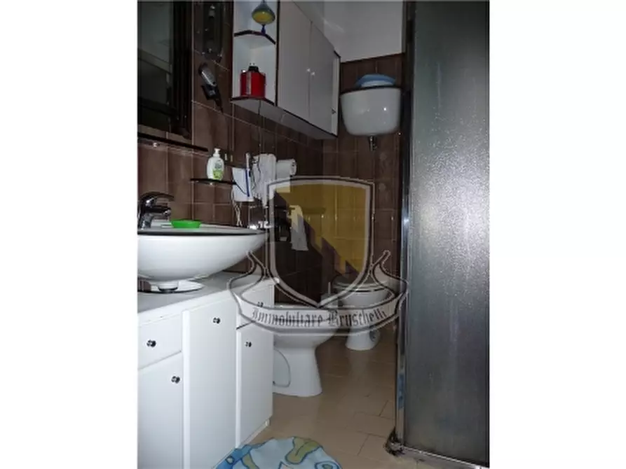 Immagine 12 di Appartamento in vendita  a Sovicille