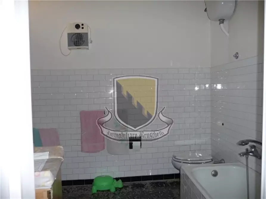 Immagine 11 di Appartamento in vendita  a Monteriggioni