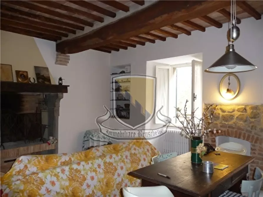 Immagine 4 di Appartamento in vendita  a Chiusdino