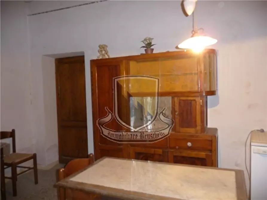 Immagine 2 di Appartamento in vendita  a Monticiano