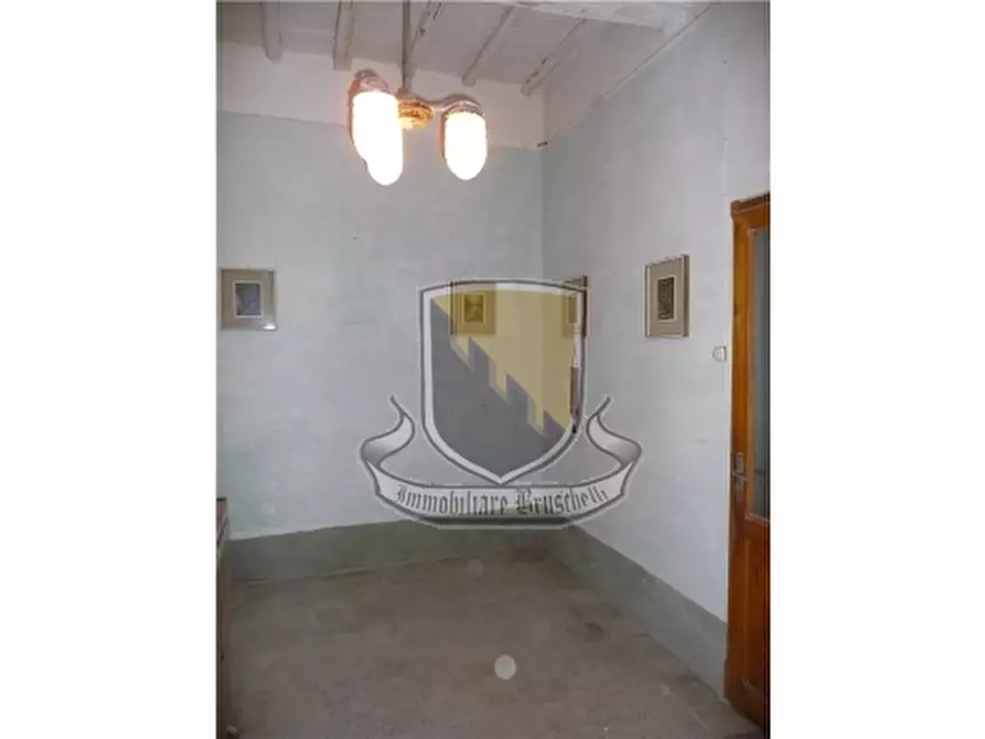 Immagine 6 di Appartamento in vendita  a Monticiano