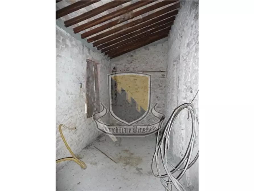 Immagine 9 di Appartamento in vendita  a Monticiano
