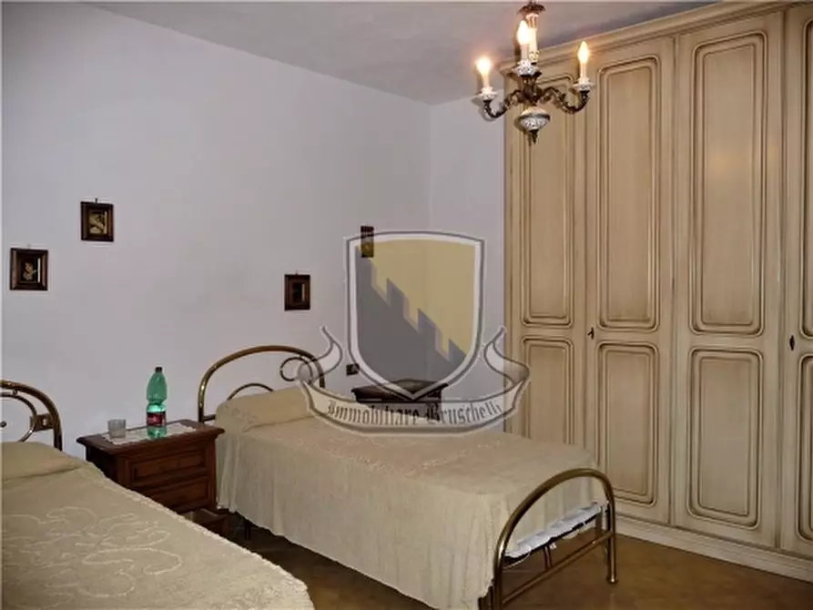 Immagine 11 di Appartamento in vendita  a Chiusdino