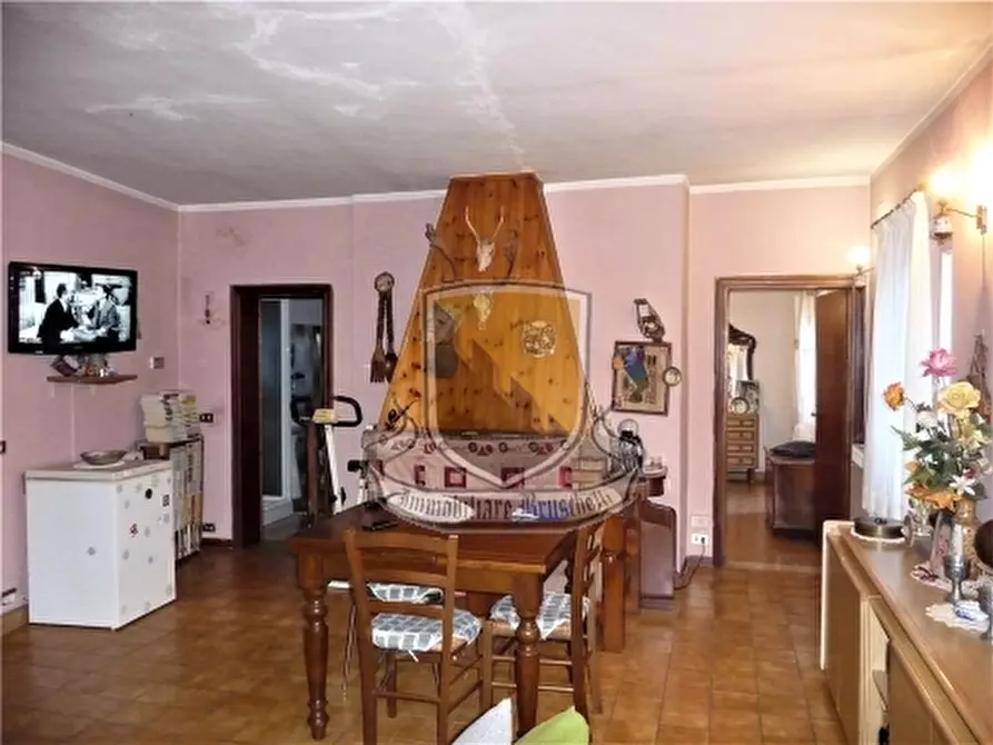 Immagine 4 di Appartamento in vendita  a Chiusdino