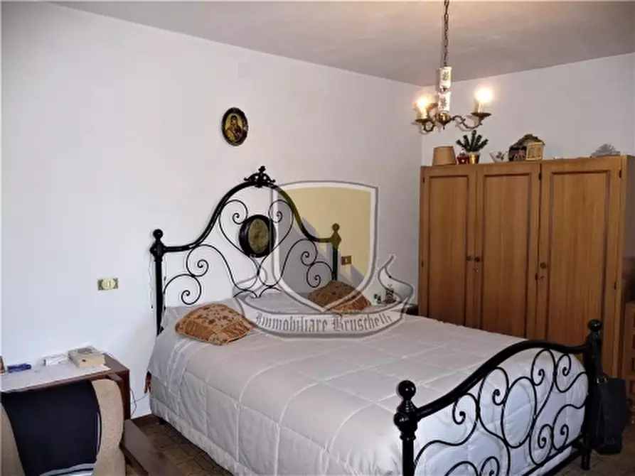 Immagine 8 di Appartamento in vendita  a Chiusdino