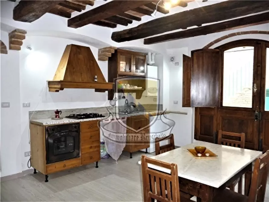 Immagine 4 di Appartamento in vendita  a Sovicille