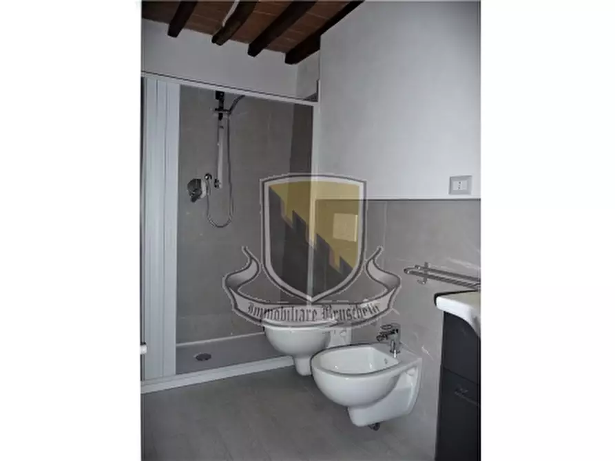 Immagine 15 di Appartamento in vendita  a Sovicille