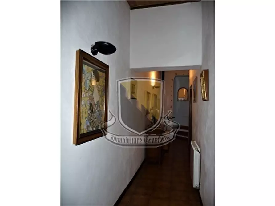 Immagine 18 di Appartamento in vendita  a Siena