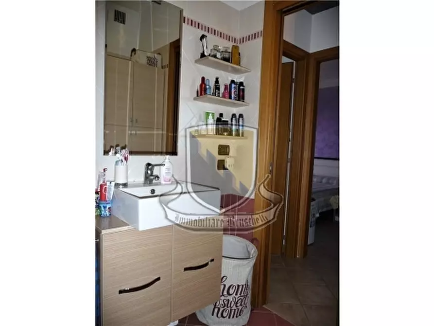 Immagine 20 di Appartamento in vendita  a Murlo