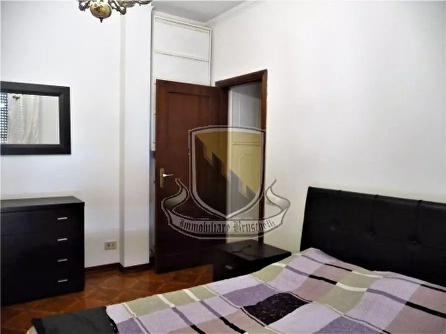 Immagine 11 di Appartamento in vendita  a Sovicille