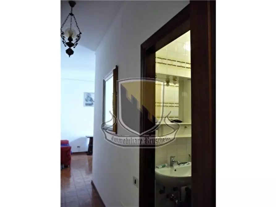 Immagine 12 di Appartamento in vendita  a Sovicille