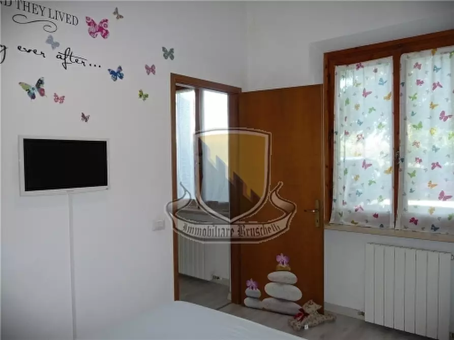 Immagine 12 di Appartamento in vendita  a Sovicille