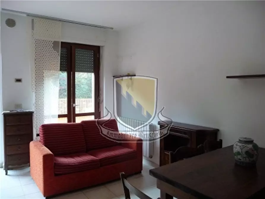 Immagine 3 di Appartamento in vendita  a Monticiano