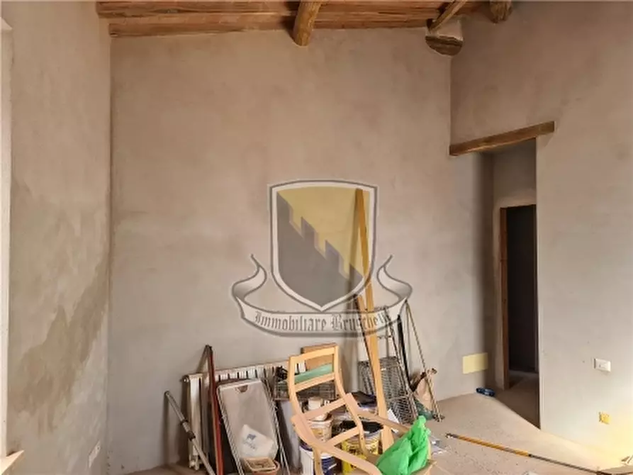 Immagine 5 di Appartamento in vendita  a Sovicille