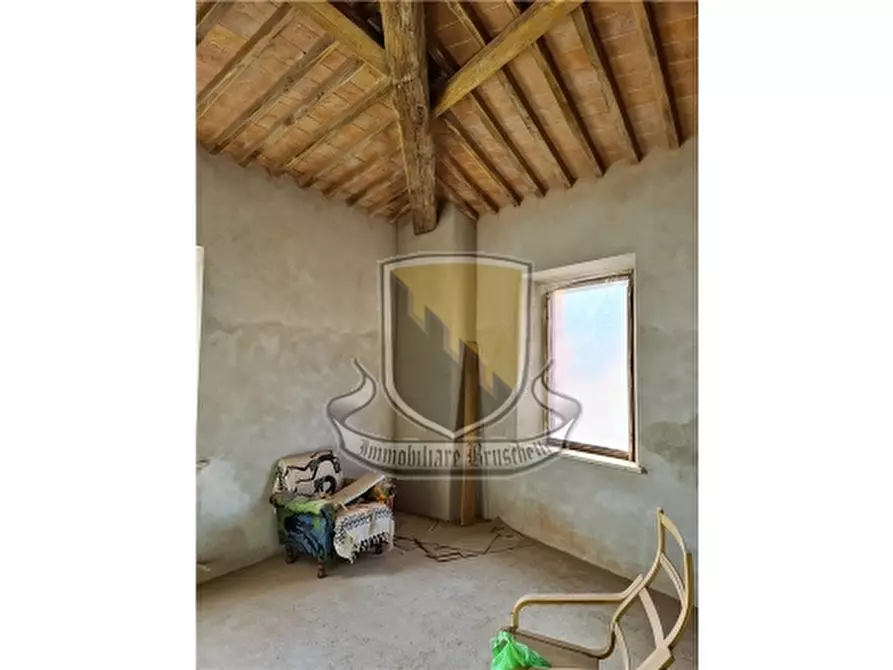 Immagine 10 di Appartamento in vendita  a Sovicille