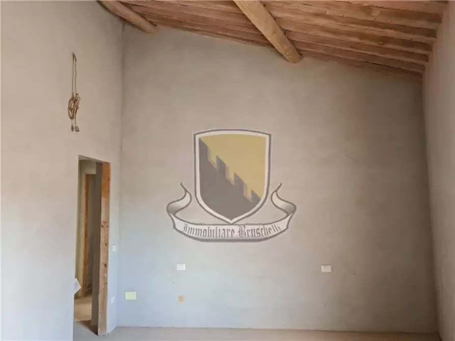 Immagine 18 di Appartamento in vendita  a Sovicille