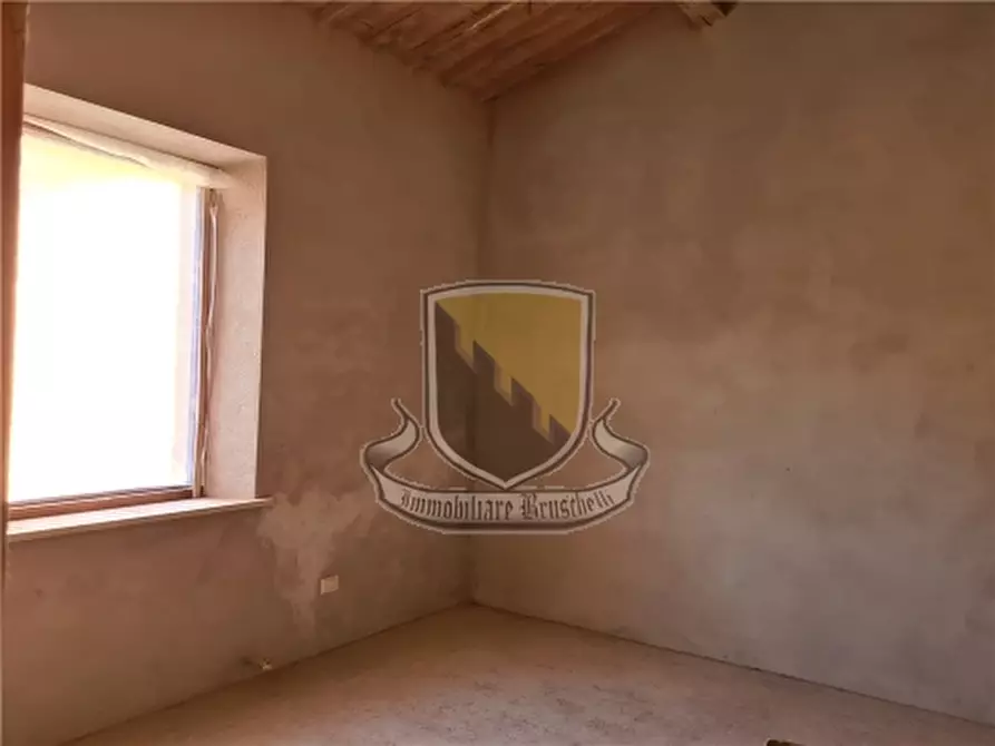 Immagine 22 di Appartamento in vendita  a Sovicille