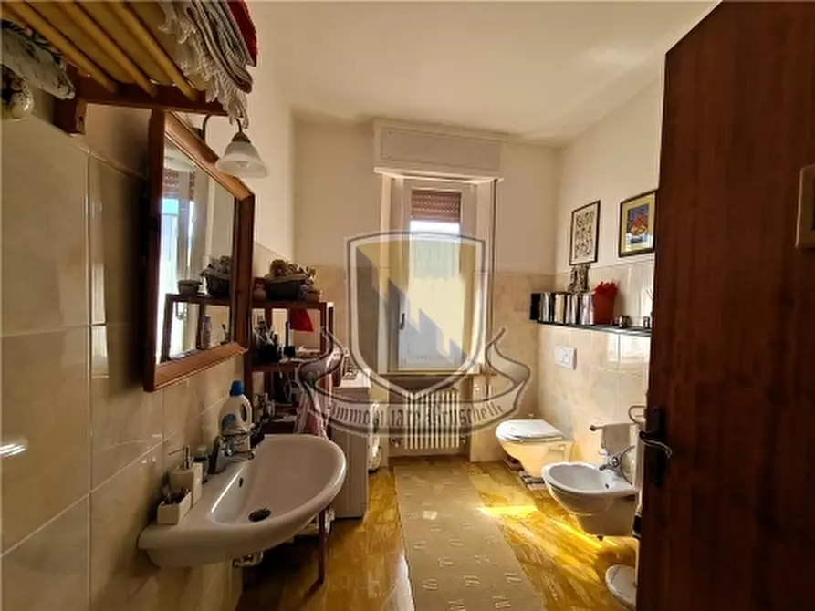 Immagine 15 di Appartamento in vendita  a Sovicille