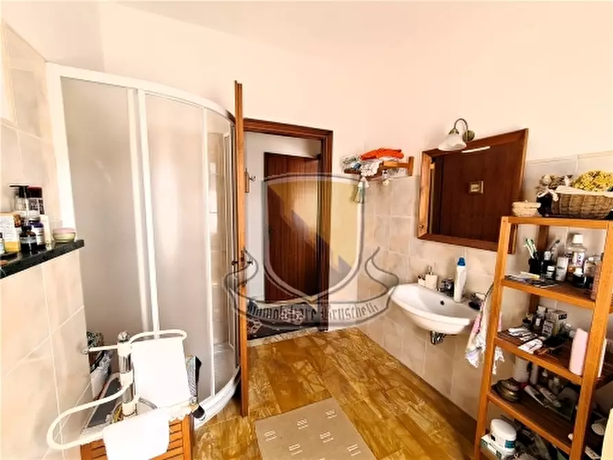 Immagine 17 di Appartamento in vendita  a Sovicille