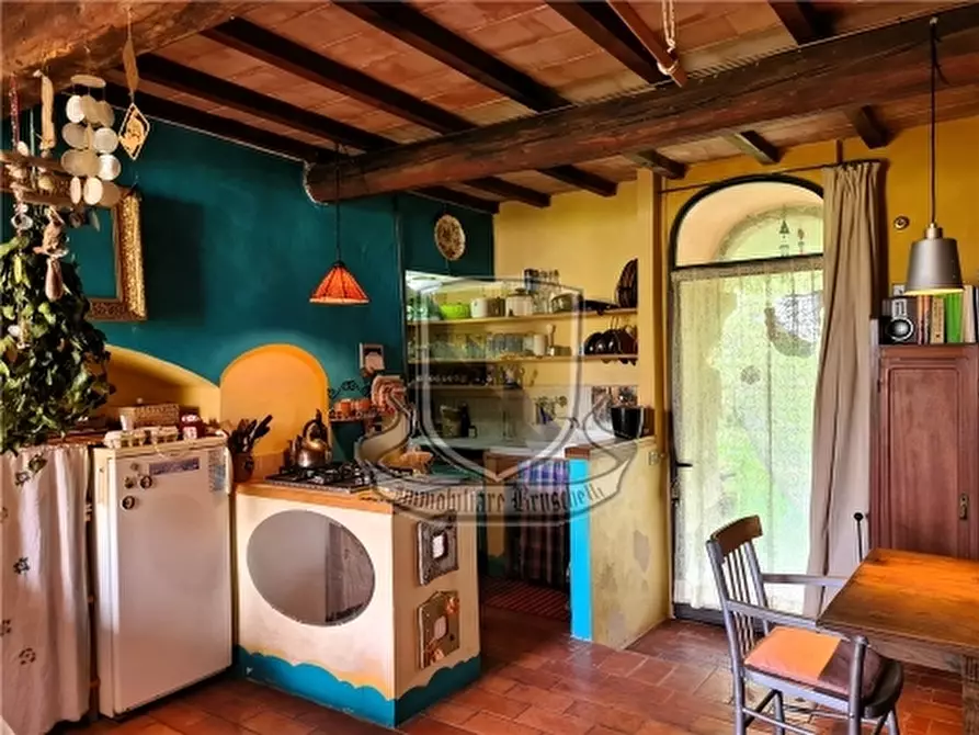 Immagine 7 di Appartamento in vendita  a Chiusdino