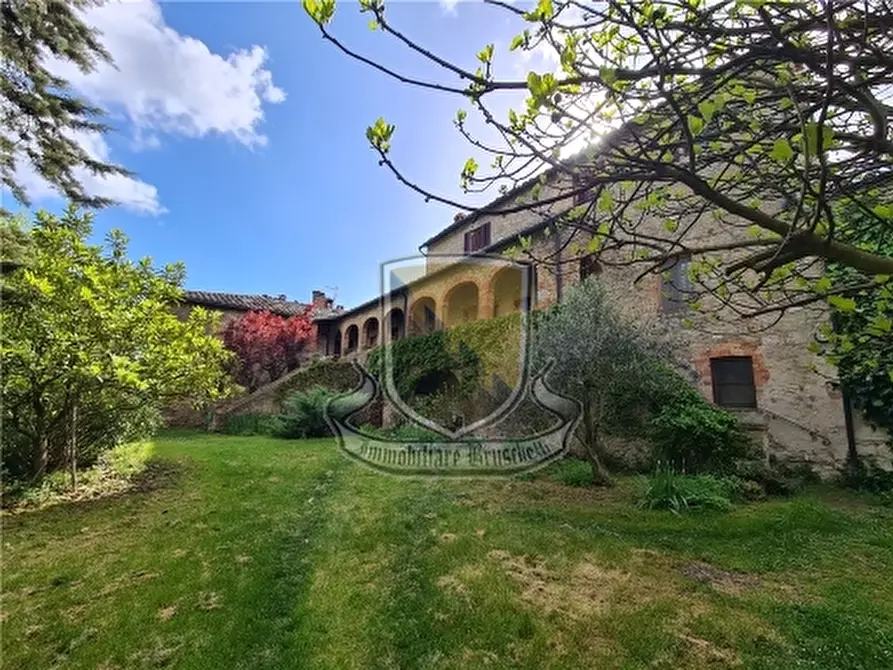 Immagine 14 di Appartamento in vendita  a Chiusdino