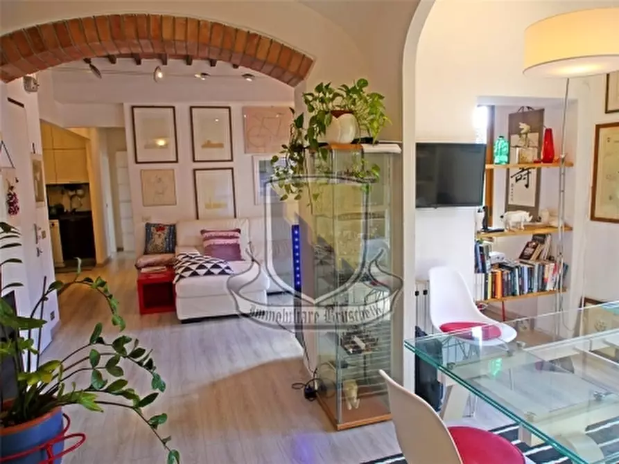 Immagine 8 di Appartamento in vendita  a Siena